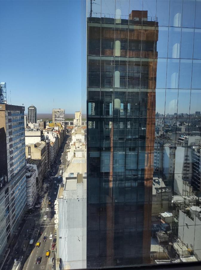 Calle Corrientes, Mirada Al Rio! بوينس آيرس المظهر الخارجي الصورة